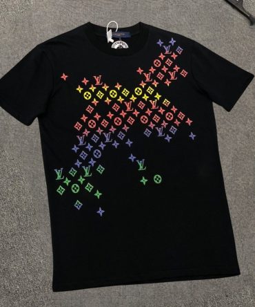 Limited Edition Louis Vuitton Lv Unisex T-Shirt Hot Gift 2024 Pea345963
