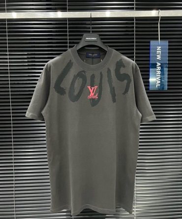 Limited Edition Louis Vuitton Lv Unisex T-Shirt Hot Gift 2024 Pea345965