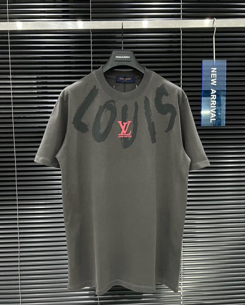 Limited Edition Louis Vuitton Lv Unisex T-Shirt Hot Gift 2024 Pea345965