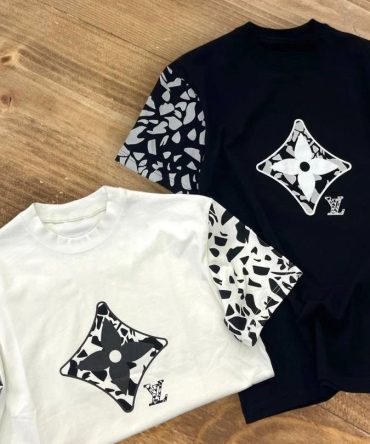 Limited Edition Louis Vuitton Lv Unisex T-Shirt Hot Gift 2024 Pea346001