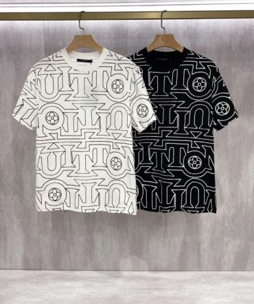 Limited Edition Louis Vuitton Lv Unisex T-Shirt Hot Gift 2024 Pea346070