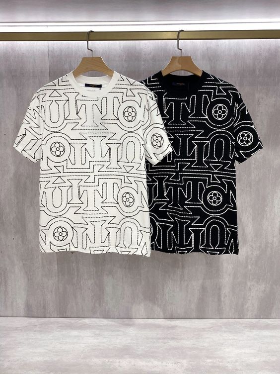 Limited Edition Louis Vuitton Lv Unisex T-Shirt Hot Gift 2024 Pea346070