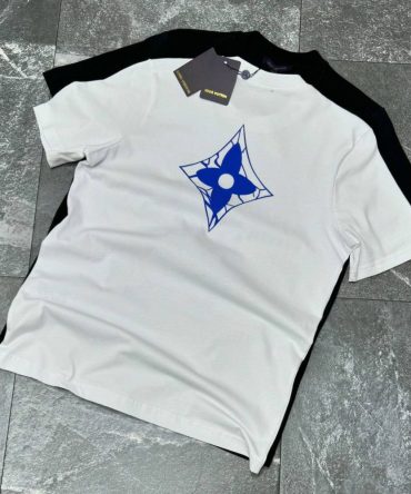 Limited Edition Louis Vuitton Lv Unisex T-Shirt Hot Gift 2024 Pea346178
