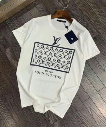 Limited Edition Luxury Brand Burberry T-Shirt Hot Gift 2024 Pean02100624