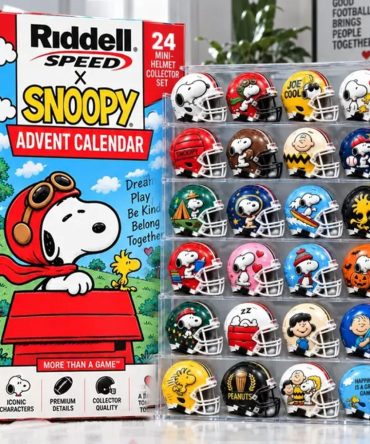 Snoopy Advent Calendar 2026 Football Helmet Christmas Ornament Snoopy Merch Gift For Xmas