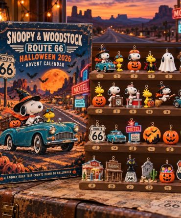 Snoopy And Woodstock Route 66 Halloween 2026 Advent Calendar Holiday Decor Christmas Gift, 3D Acrylic Collectibles