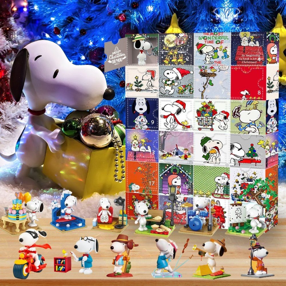 Peanuts Snoopy And Friends Christmas Advent Calendar 24 Day Festive Countdown Gift For Friend, 3D Acrylic Collectibles