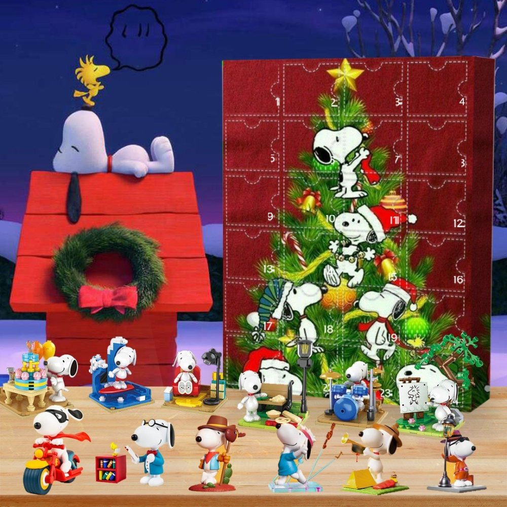 Peanuts Snoopy And Friends Christmas Advent Calendar 24 Day Winter Countdown Gift For Friend, 3D Acrylic Collectibles