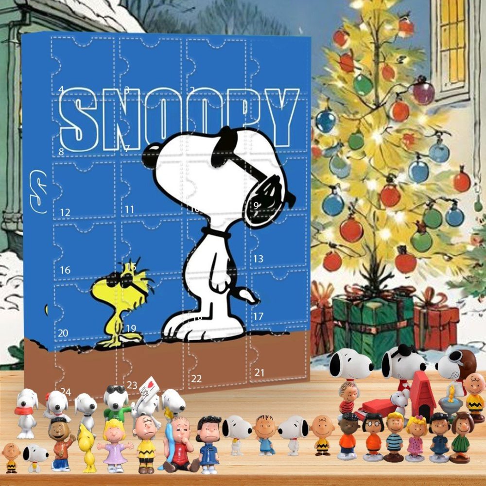 Peanuts Snoopy And Friends Christmas Advent Calendar 24 Day Winter Countdown Gift Ideas, 3D Acrylic Collectibles
